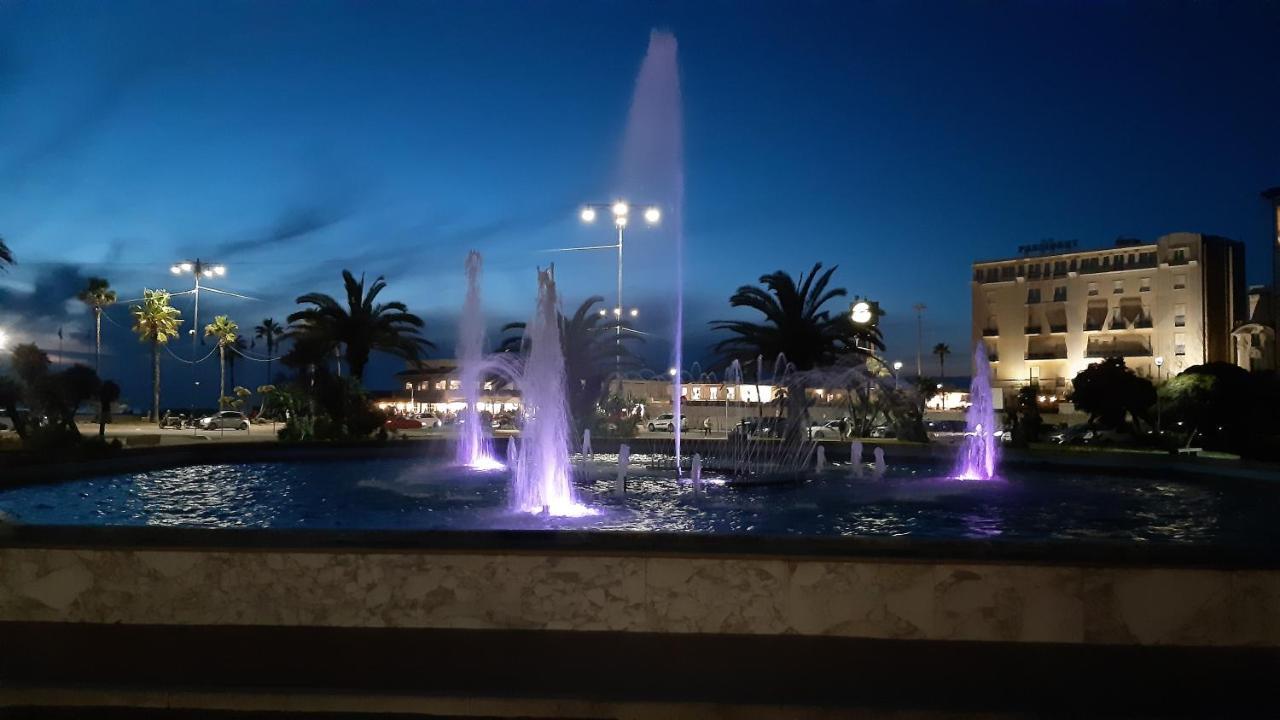 Villino San Martino 350M Dal Mare With Covered Parking Viareggio Exterior photo